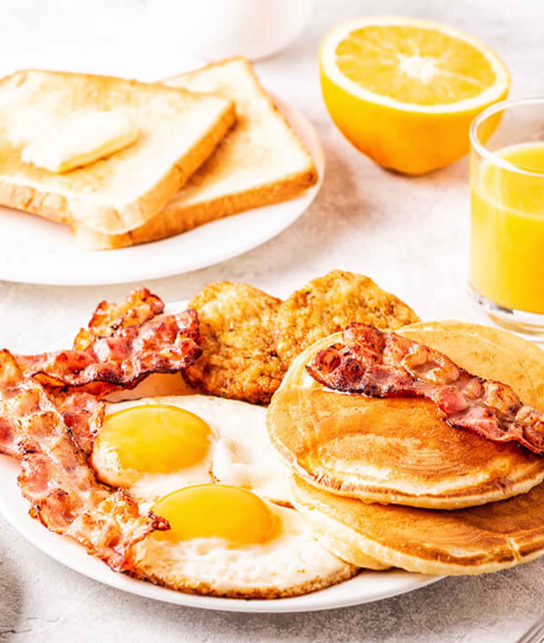 The Breakfast Club - Logo