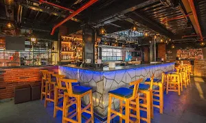 The Brick Lounge - Logo