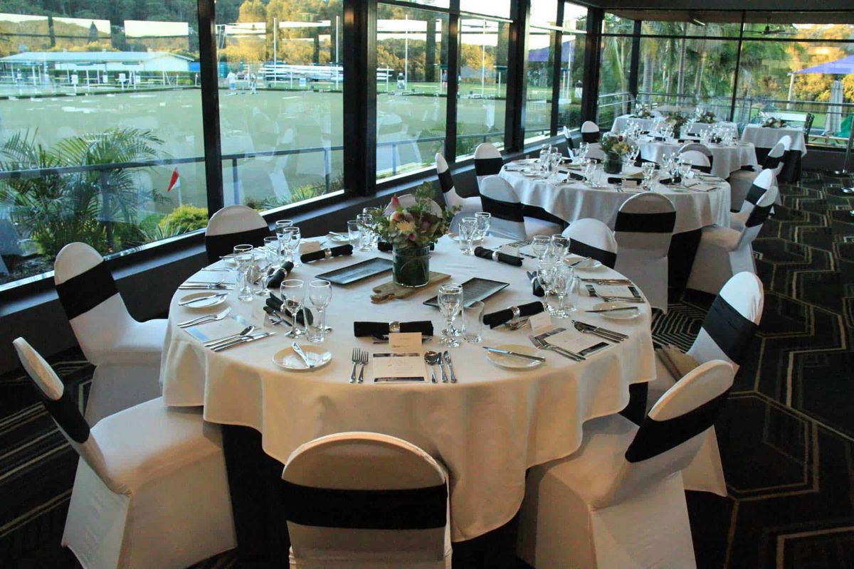 The broadwater Restaurant @ Davistown RSL - Logo