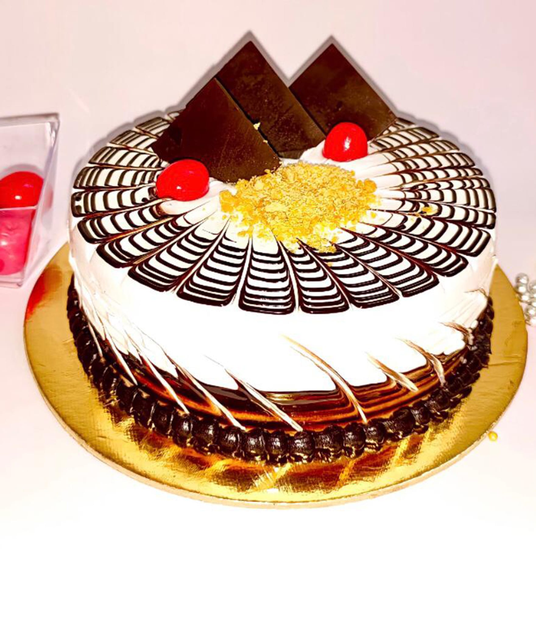 the cake pride - Logo