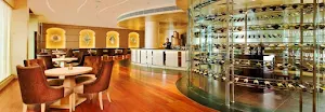 The Circle - The LaLiT - Logo