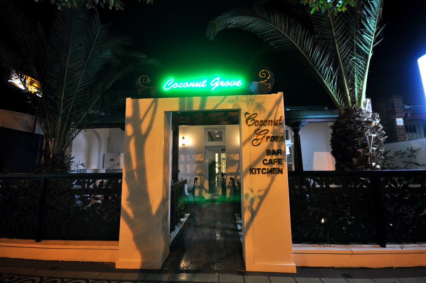 The Coconut Grove - Logo