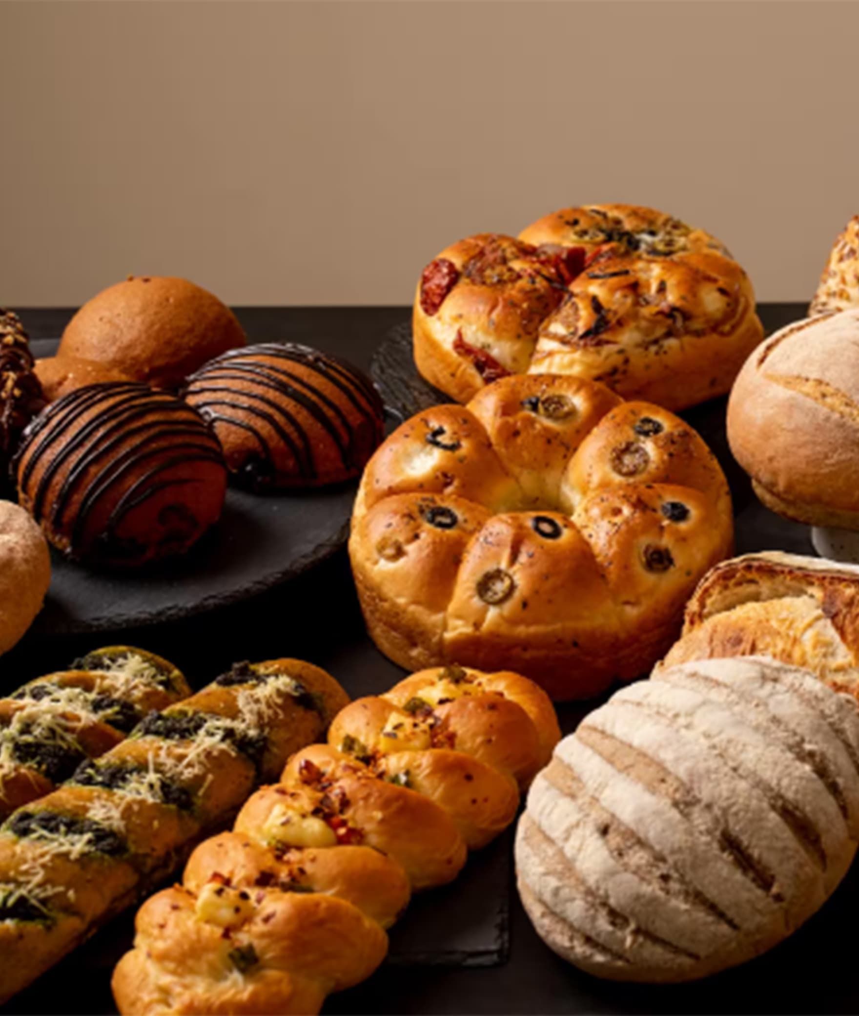 The Daily Dough - Logo