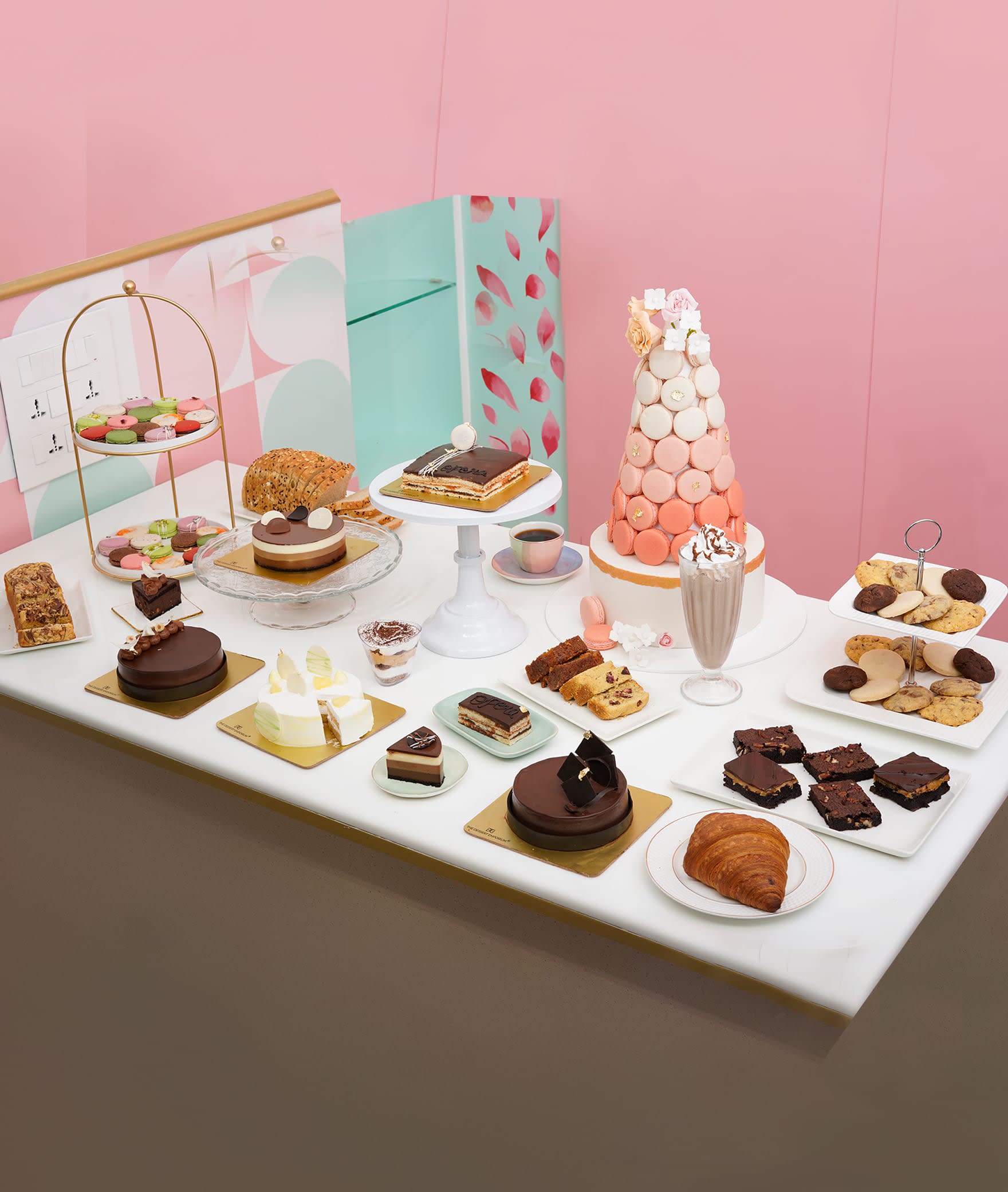 THE DESSERT EMPORIUM - Logo