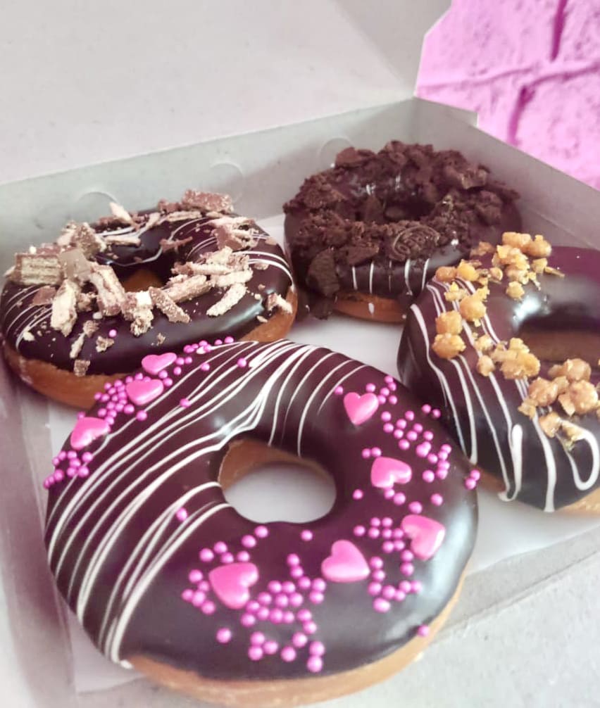 The Donuts & Cheesecake Factory - Logo