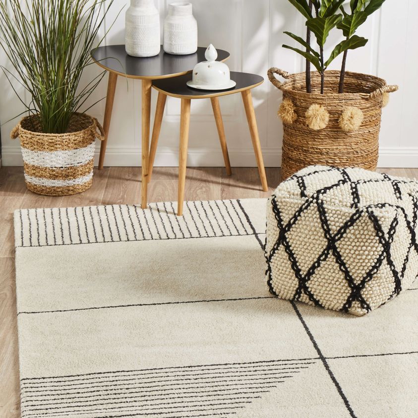 The Entrance Carpet Court - Cover photo