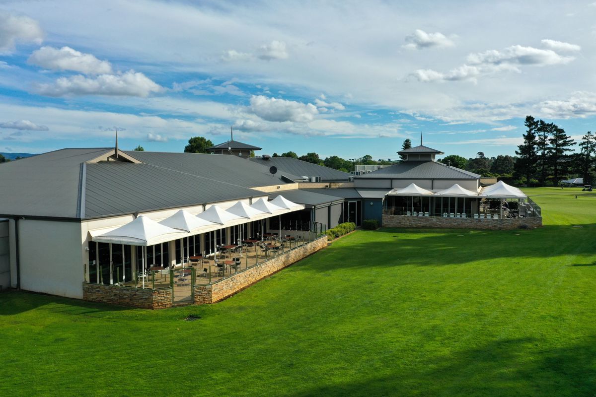 The Fairways' Bistro - Logo