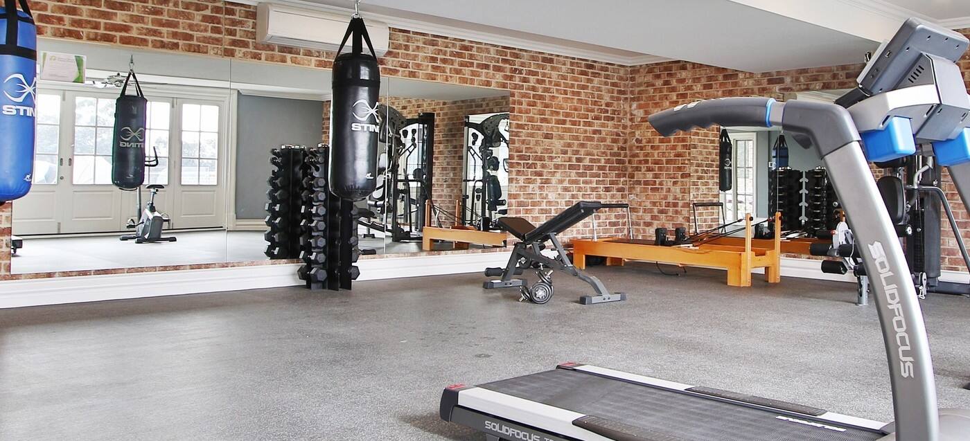 The Fitness Shop - Logo
