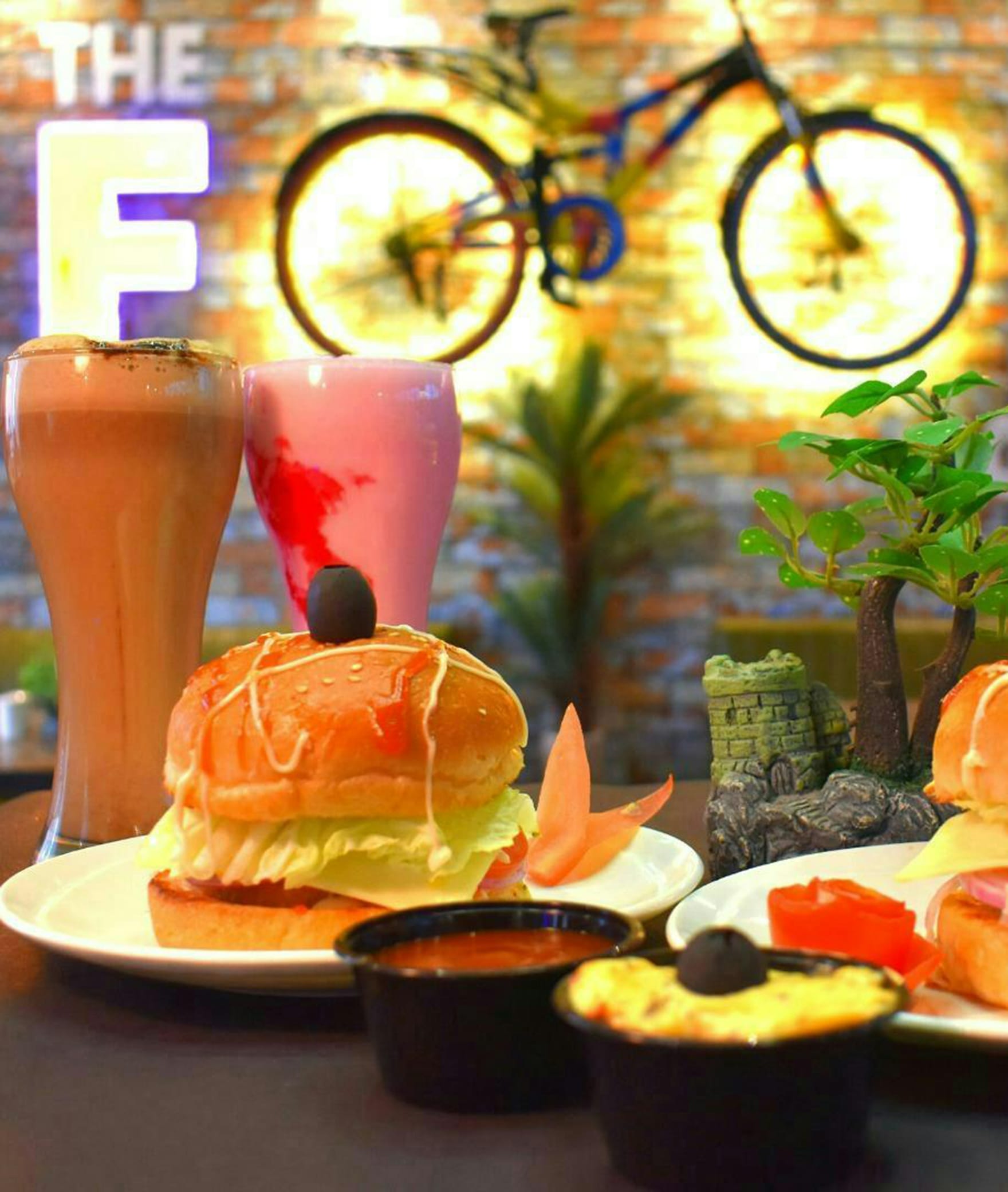 The Food Square - Logo
