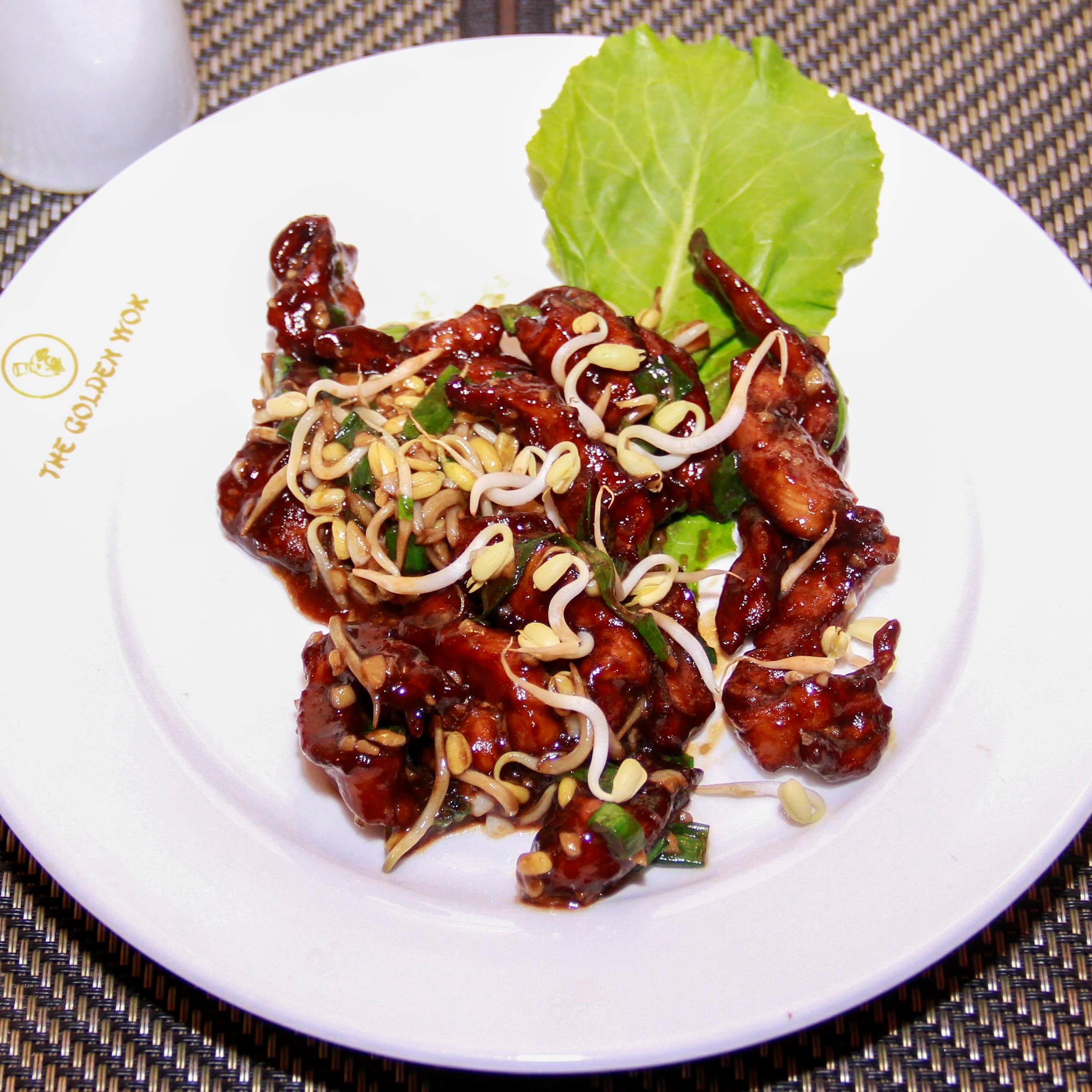 The Golden Wok - Logo