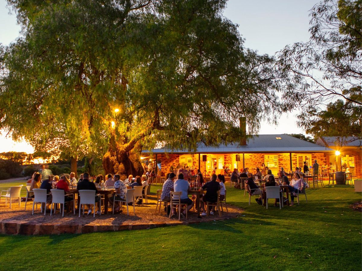 The Grain Store at Pindarie Wines - Logo