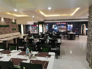 The Green Tree Restaurant - Logo
