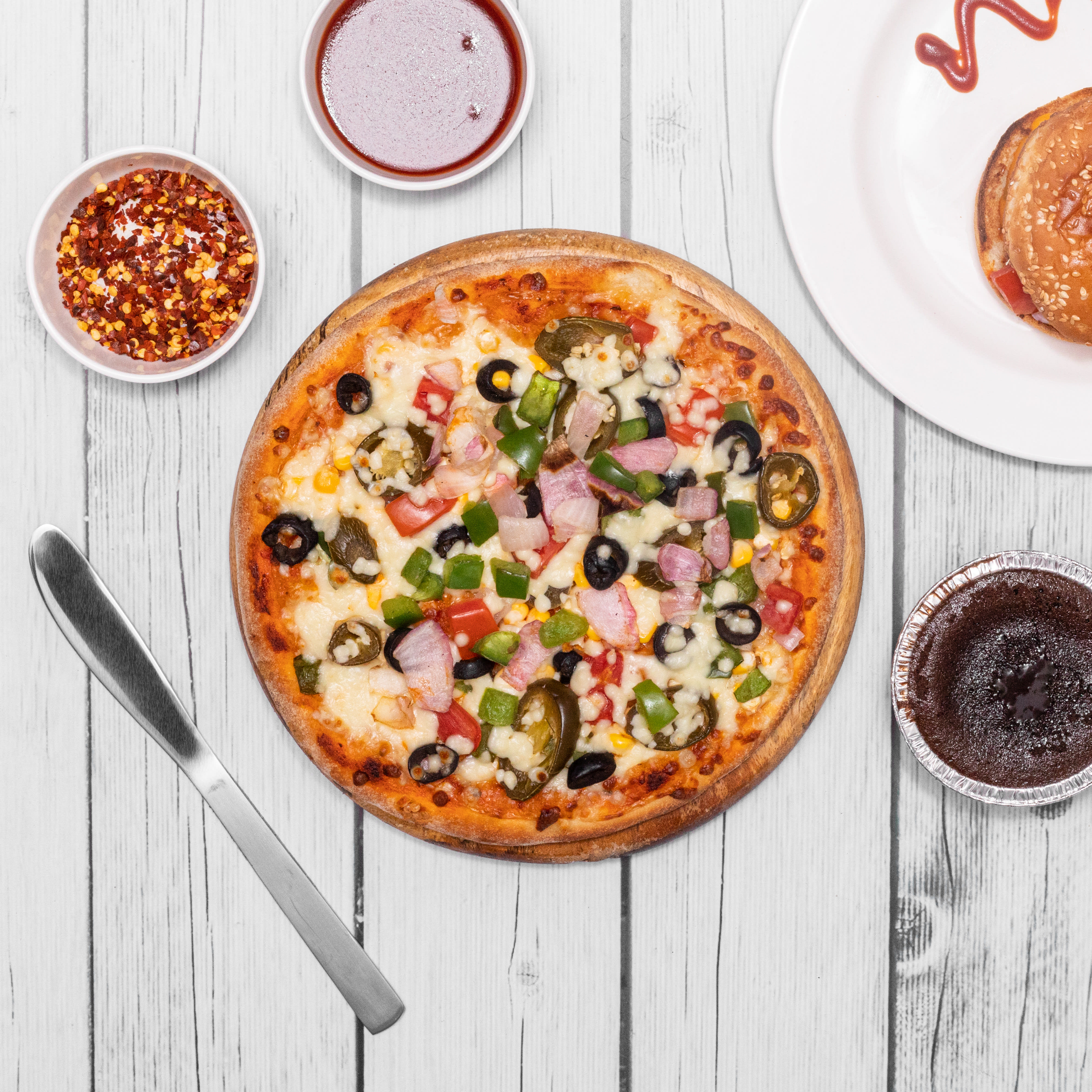 The Hot Pizza - Logo