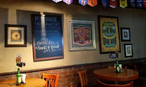 The Irish House - Logo