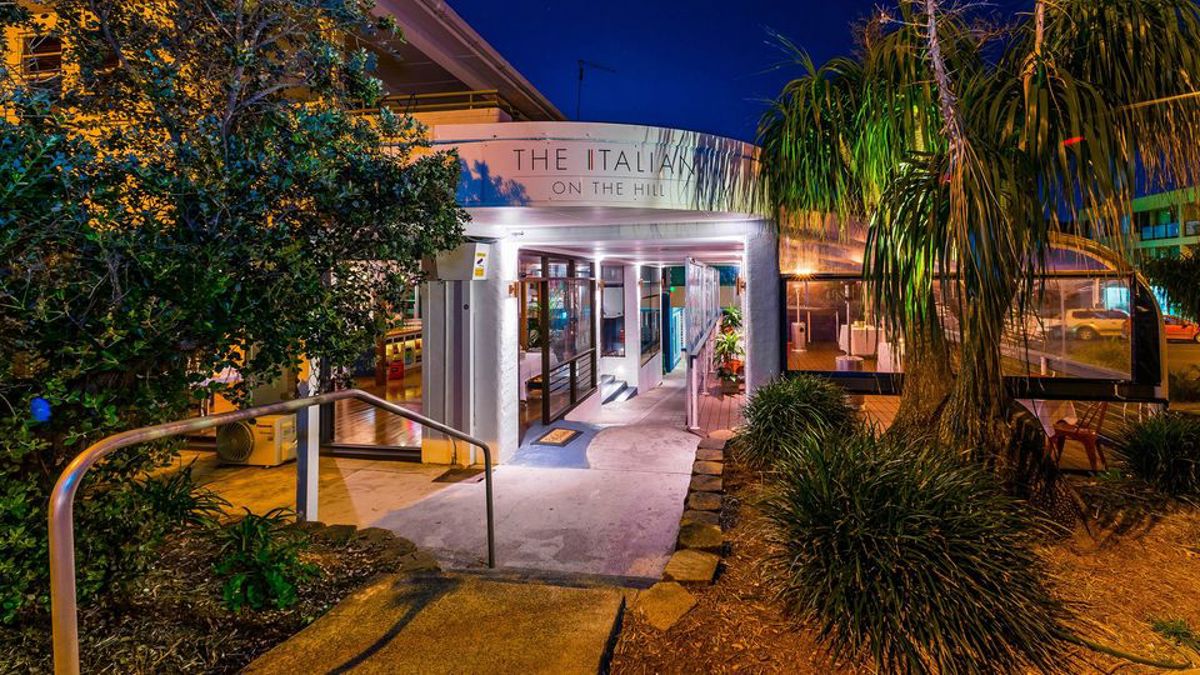 The Italian on the Hill - Logo
