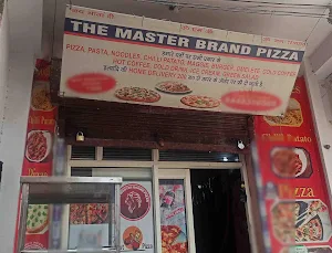 The Master Brand Pizza - Logo