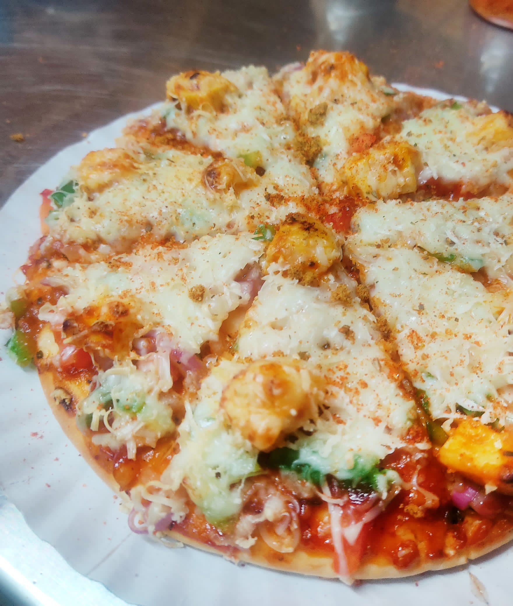 The Pinu's Pizza - Logo