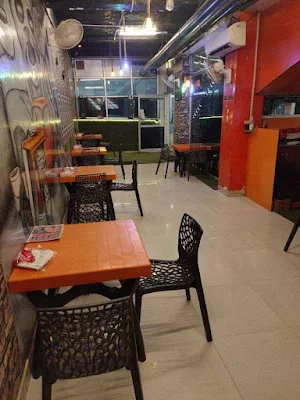 The pizza & burger club - Cover photo