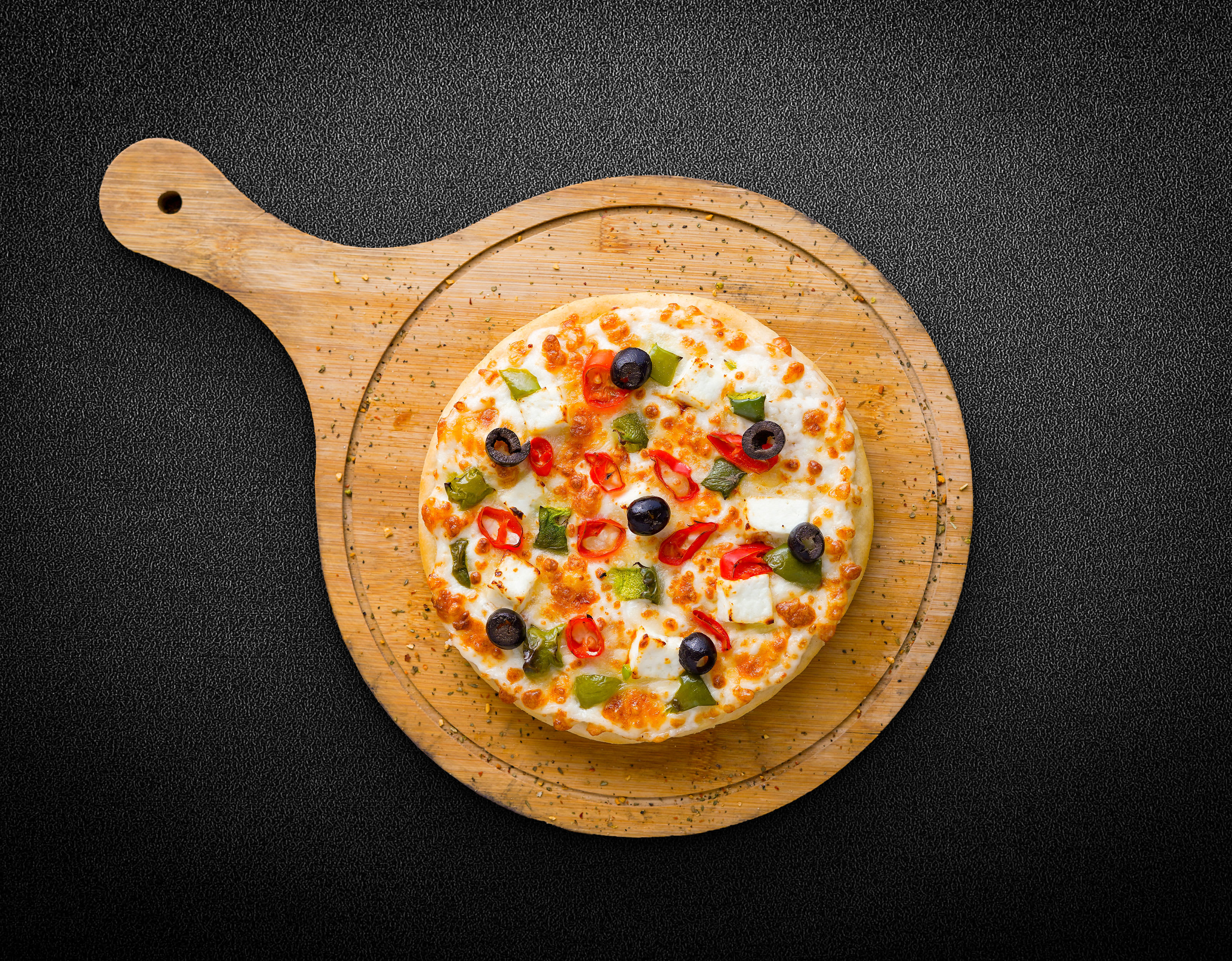 THE PIZZA PARADISE AND CAFE - Logo