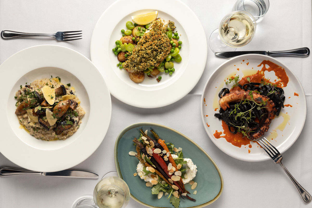 The Promenade Restaurant @ Stamford Grand Adelaide - Logo