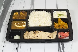 The Punjabi's Kitchen - Logo