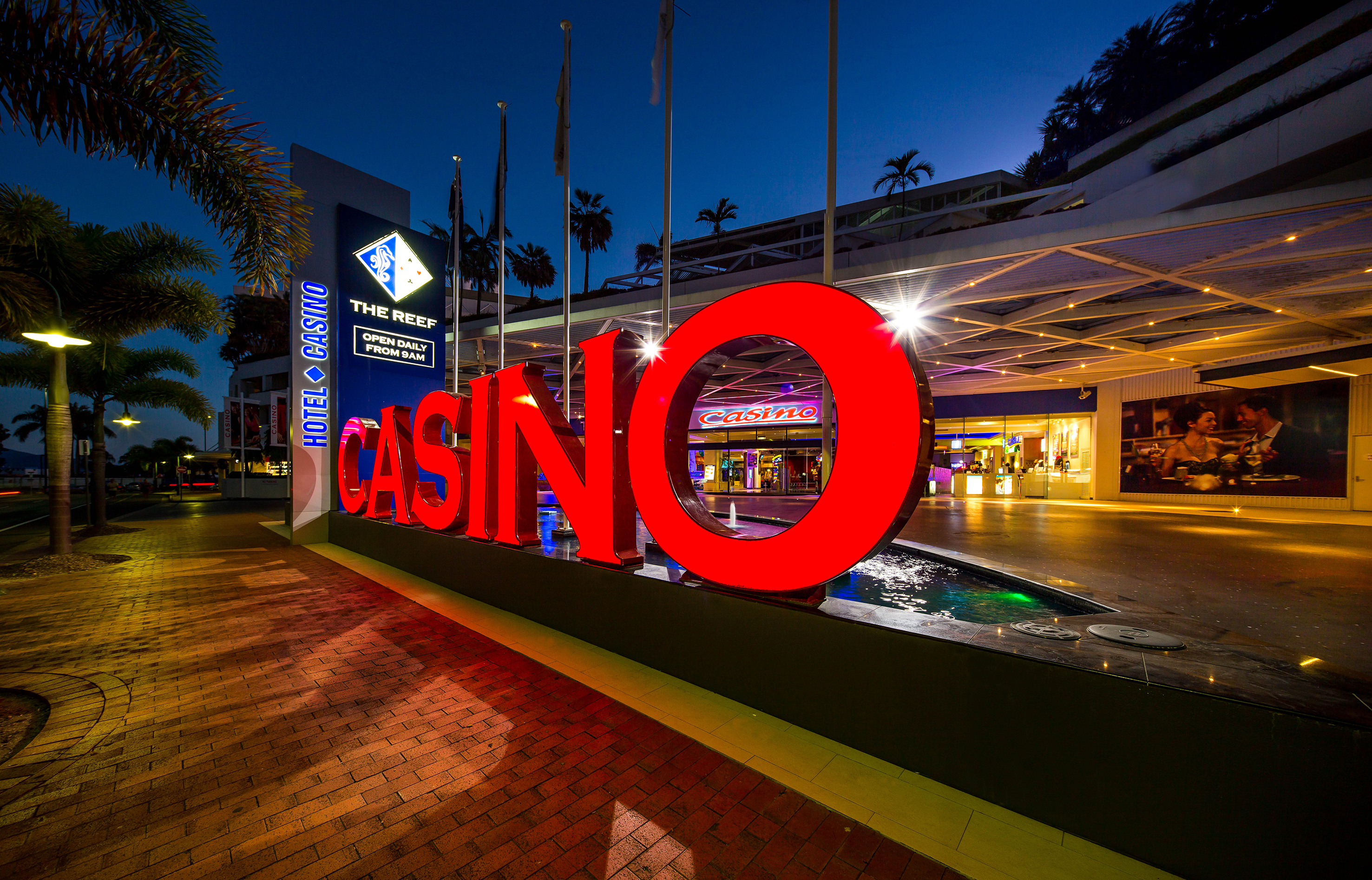 The Reef Hotel Casino - Logo
