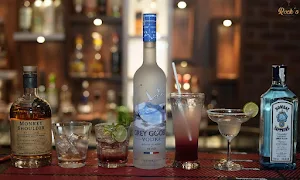 The Rocks Bar and Kitchen - Logo