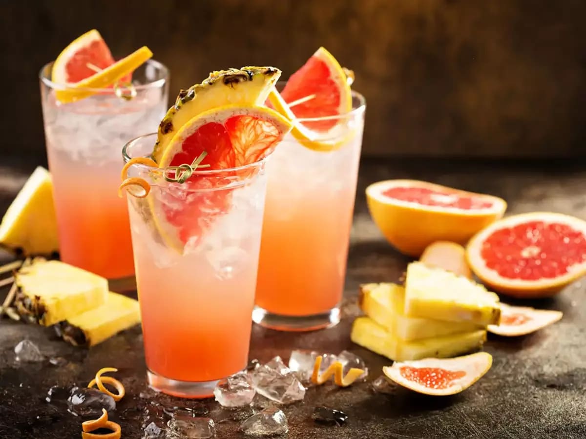 The Royal Mocktail - Logo