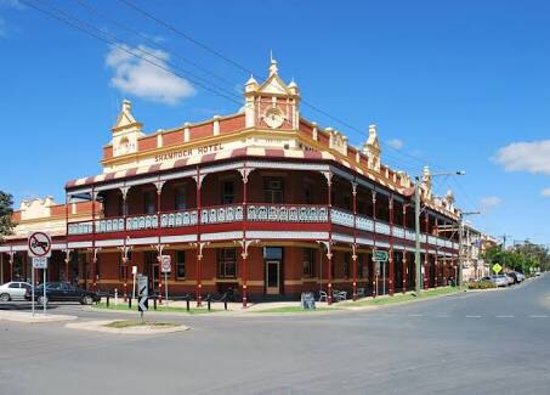 The Shamrock Hotel - Logo