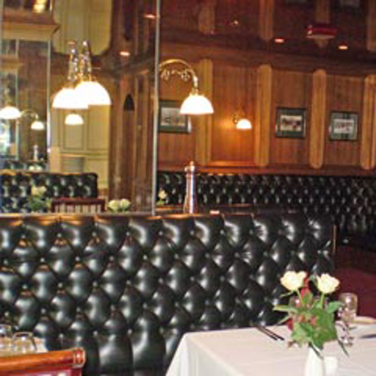 The Snooty Fox Restaurant - Logo
