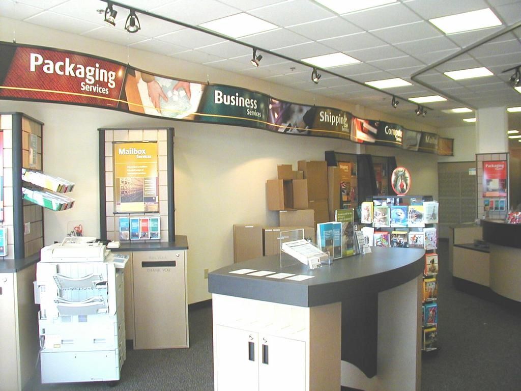 The UPS Store - Logo