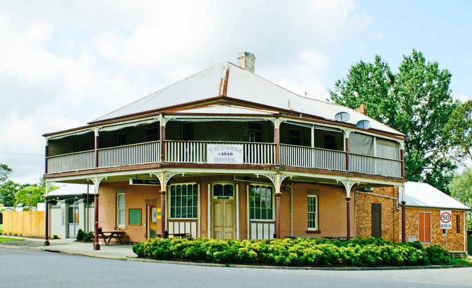 The Victoria Hotel Hinton - Cover photo