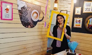 The Vintage Cafe - Cover photo