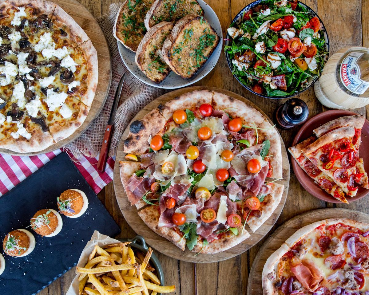 Threecoins Italian Trattoria - Logo
