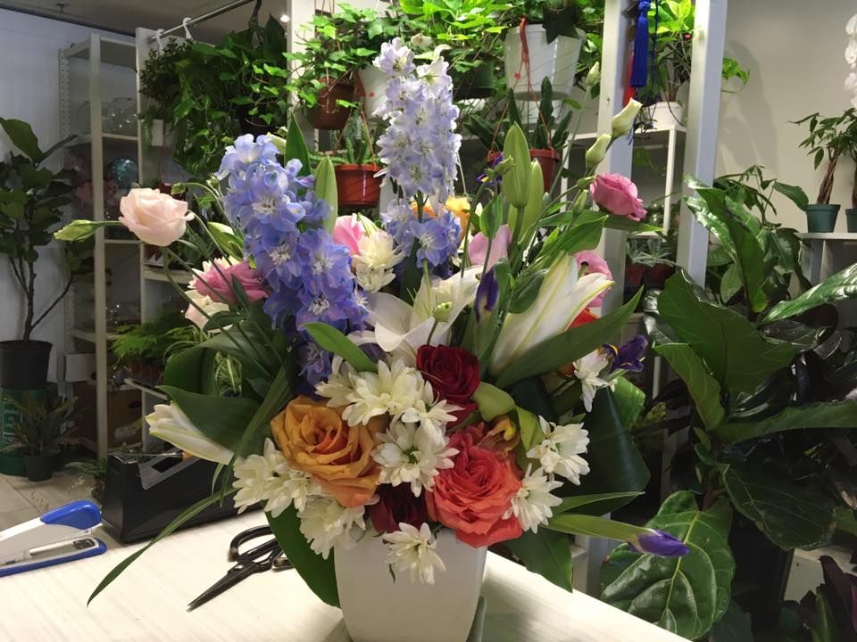 Tiny Flower - Cover photo
