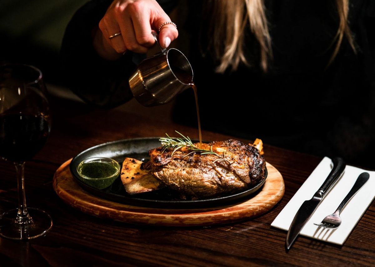 Tititea Steak House - Logo