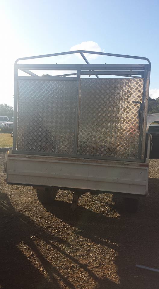 T & J Welding Trailer Repairs - Logo