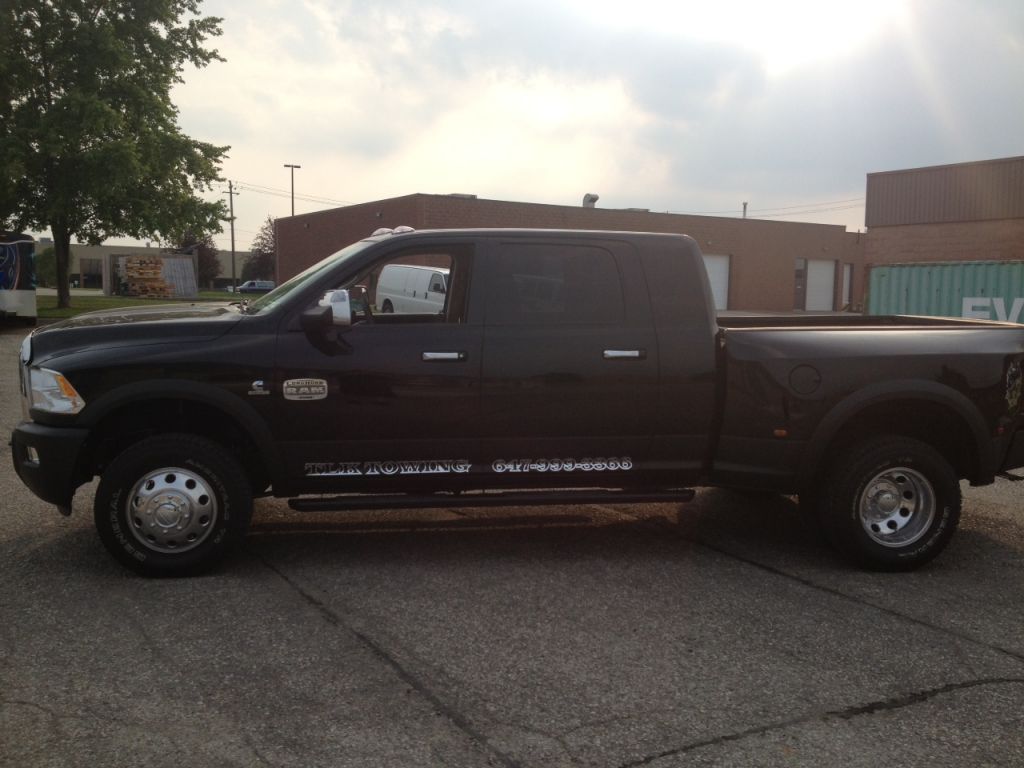 TLK Towing - Logo