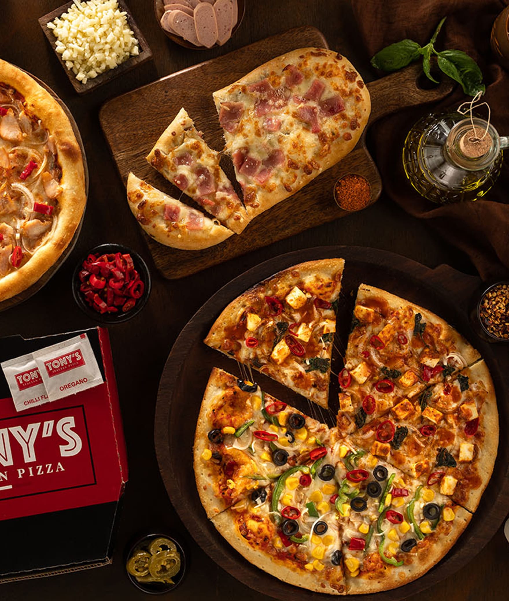 Tony's Italian Pizza - Logo