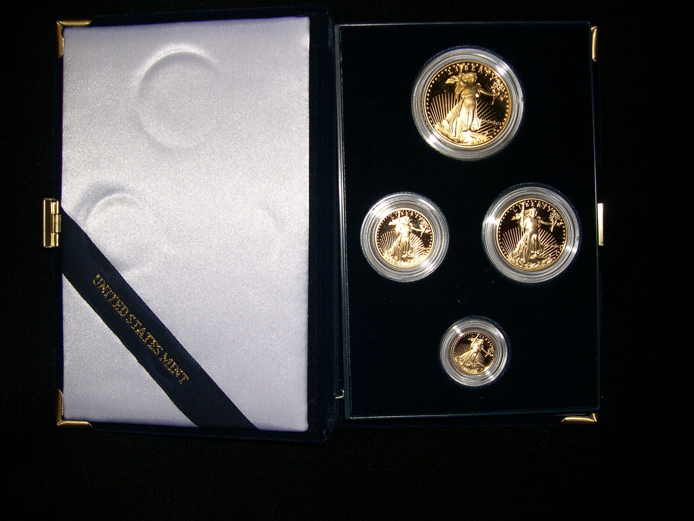 Top Quality Coins and Collectables - Logo