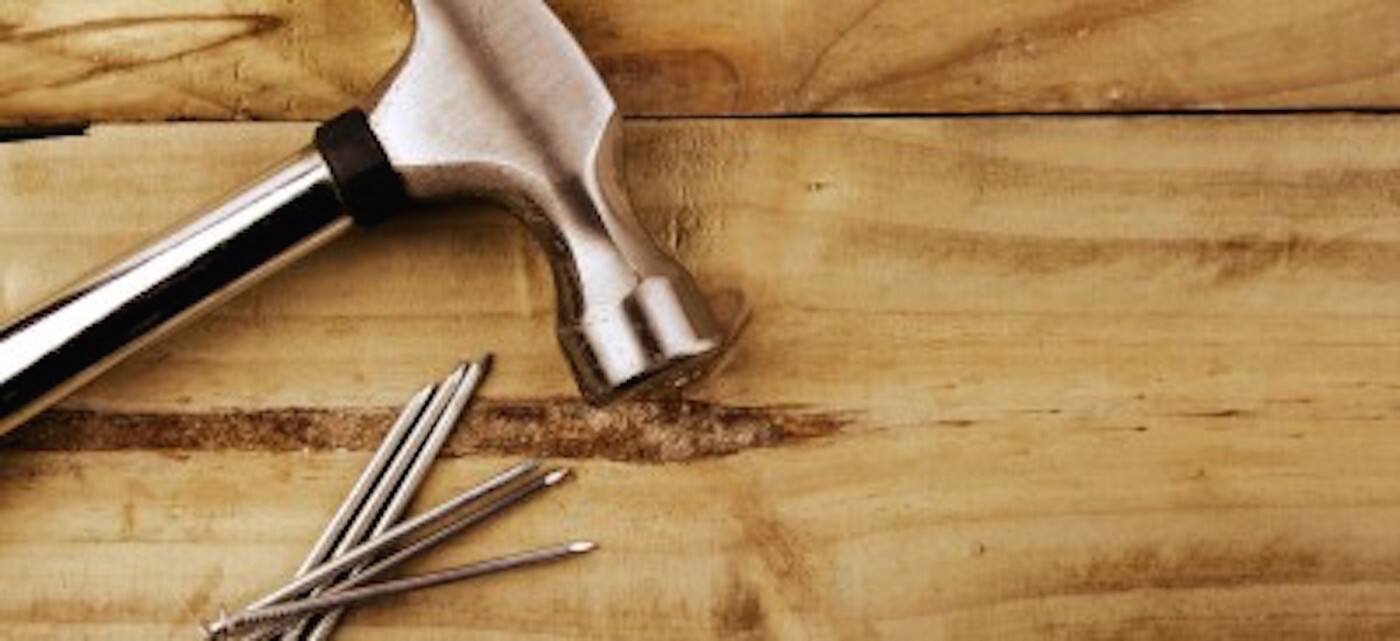 TOP SHELF BUILDING AND CARPENTRY - Logo