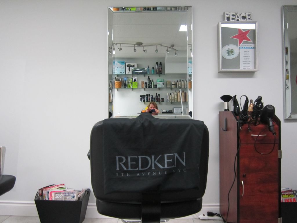 Transitions Hair Design - Logo