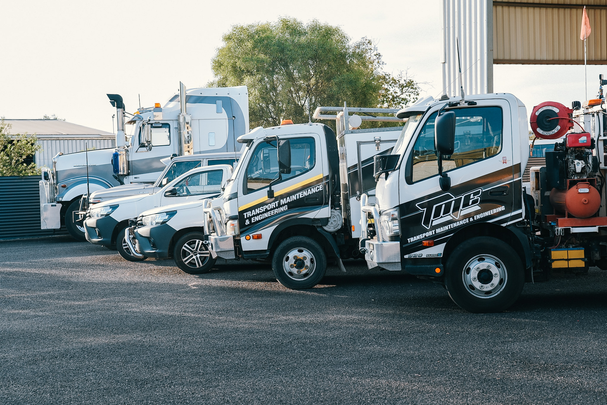 Transport Maintenance & Engineering - Logo
