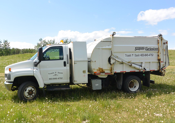 Trash &a; Dash Waste Removal &a; Recycling - Logo