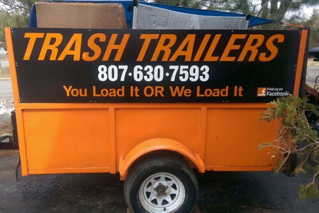 Trash Trailers - Logo