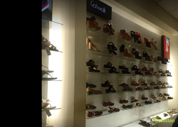Trends Footwear - Logo