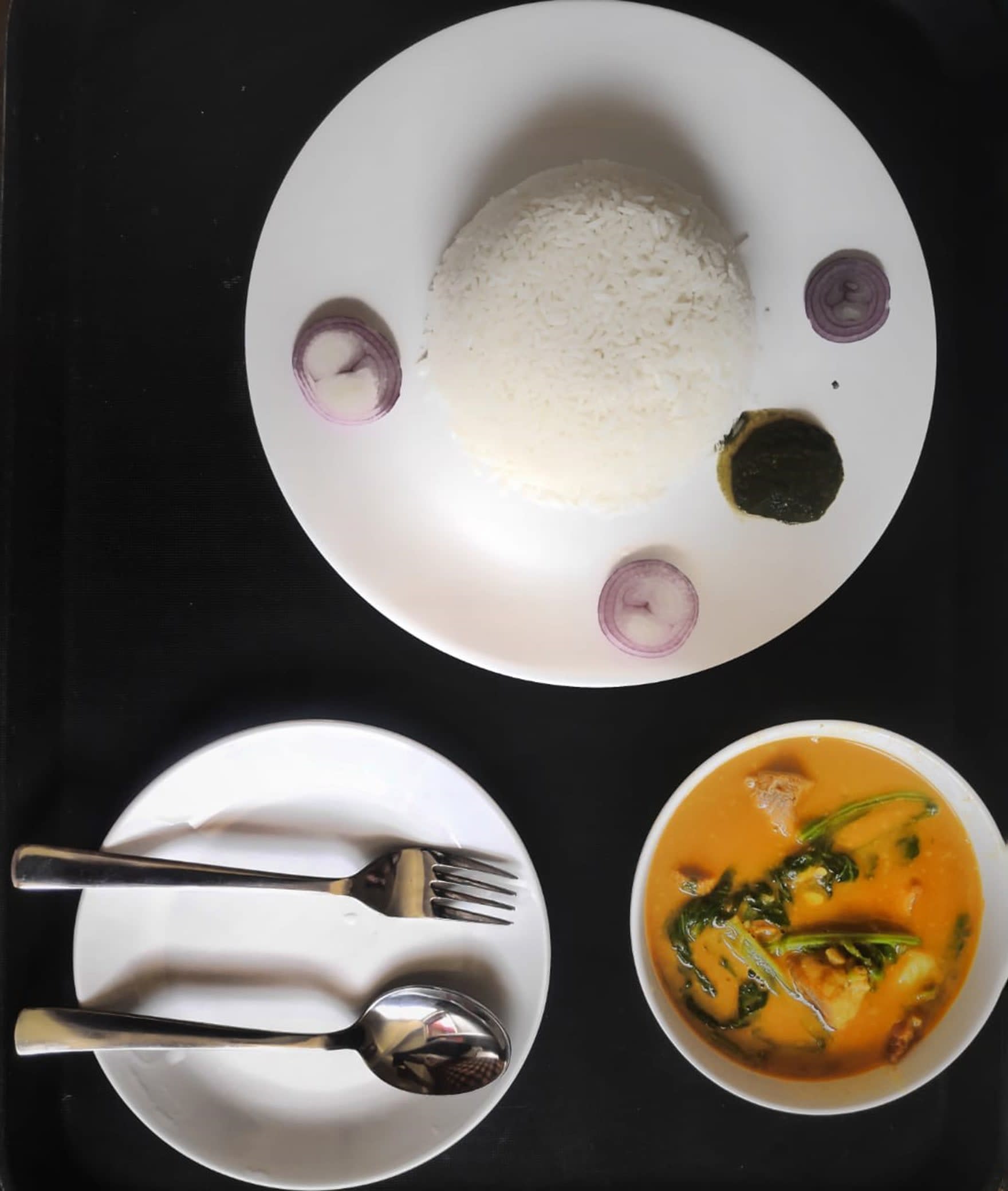 Tridhara Food Court - Logo