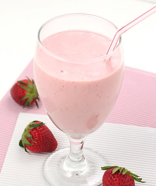 Tropical shakes and snacks - Logo
