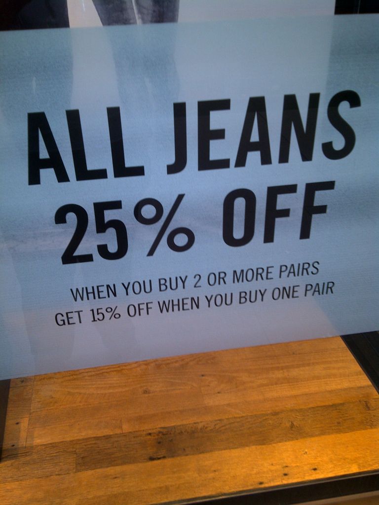True Religion Brand Jeans - Logo