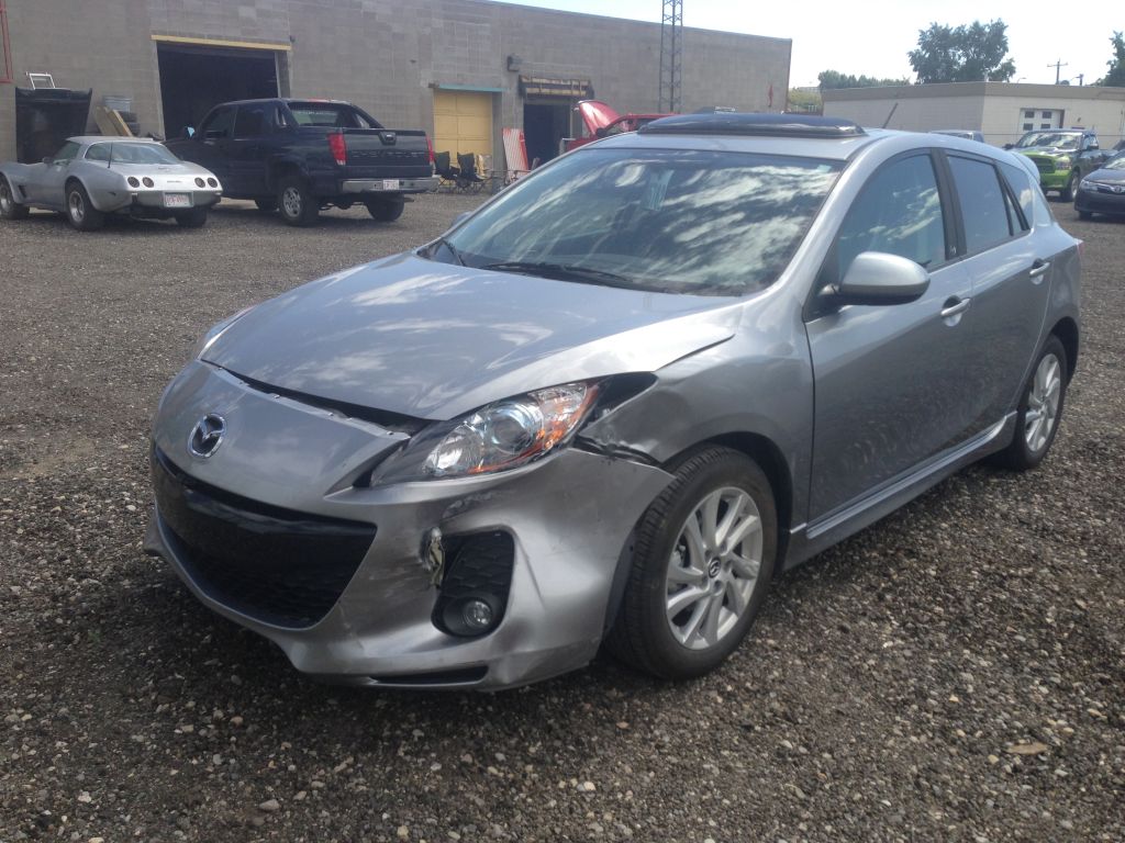 Uber Autobody - Cover photo